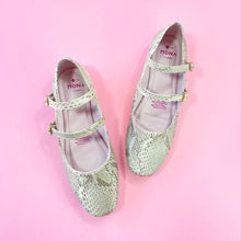 Cargar imagen en el visor de la galería, Fatima Snike Ice