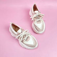 Cargar imagen en el visor de la galería, Scarlet Cam Shell ice