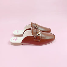 Cargar imagen en el visor de la galería, Dany Fer Castaña