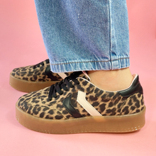 Cargar imagen en el visor de la galería, Zoé Su Leopardo Ice