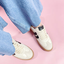 Cargar imagen en el visor de la galería, Zoe Ice Negro