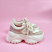 Cargar imagen en el visor de la galería, Scarlet Cam Shell ice