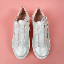 Cargar imagen en el visor de la galería, NOV-FLORES-CAR-PERLA