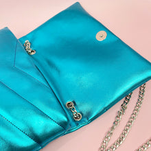 Cargar imagen en el visor de la galería, Bolso Gullieta turquesa metálica