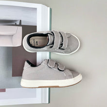 Cargar imagen en el visor de la galería, Mini Gus Gris Lona