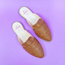 Cargar imagen en el visor de la galerĂa, Petra Cr Gavial CafĂ©