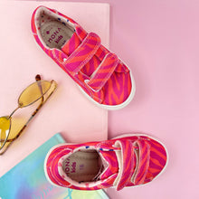 Cargar imagen en el visor de la galería, Mini Lorenza Cebra Roja