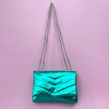 Cargar imagen en el visor de la galería, Bolso Gullieta Verde metálica