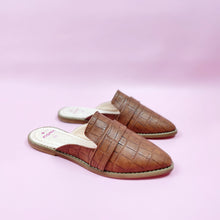 Cargar imagen en el visor de la galerĂa, Petra Cr Gavial CafĂ©