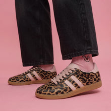 Cargar imagen en el visor de la galería, Lua Leopardo
